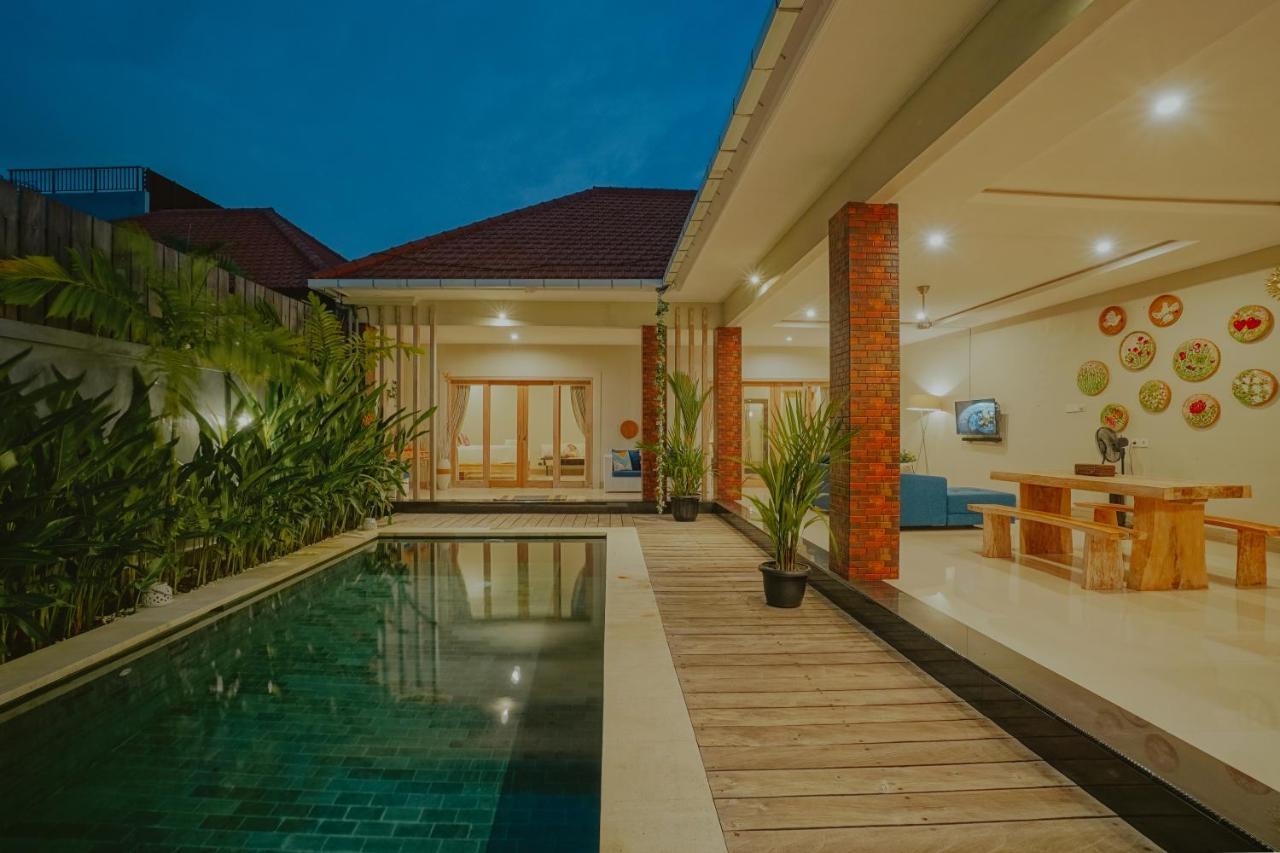 Puri Cinta Bali Seminyak (Bali)
